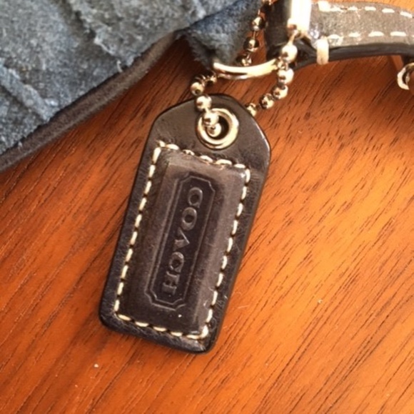 NWOT Coach Blue Suede Wristlet - Picture 7 of 9